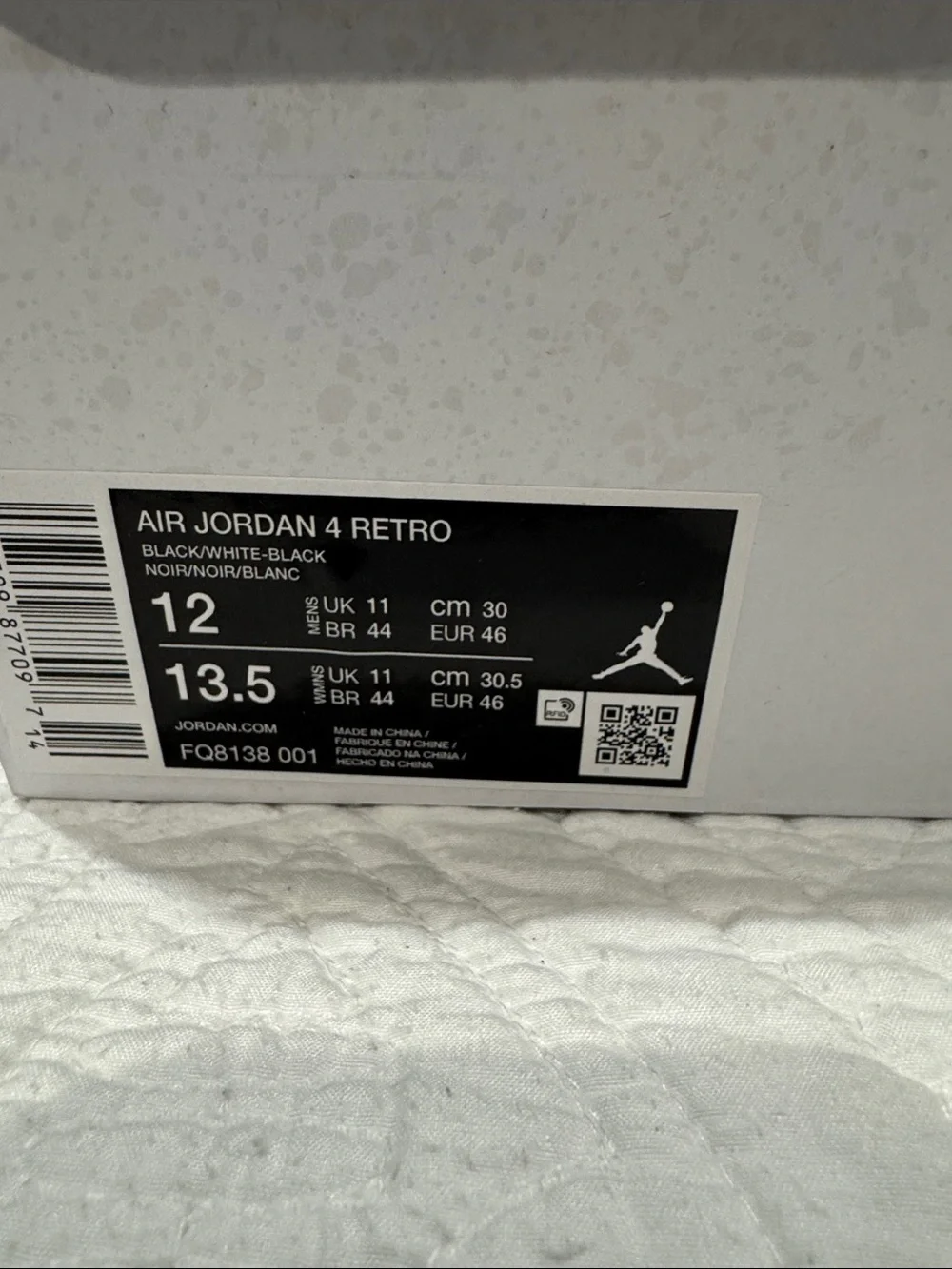 Jordan 4 White Thunder Men’s Black and White Mens 12. Authentic. See photos.